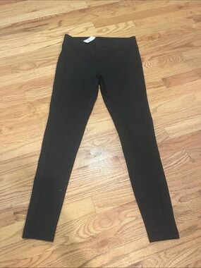 LOFT women’s legging style pants.  NWT